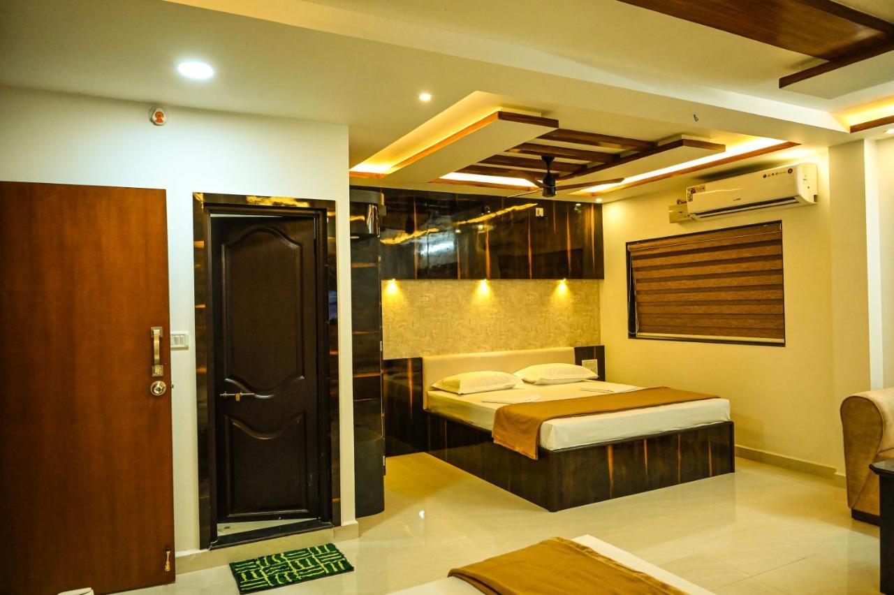 S S Residency Otel Padubidri Dış mekan fotoğraf